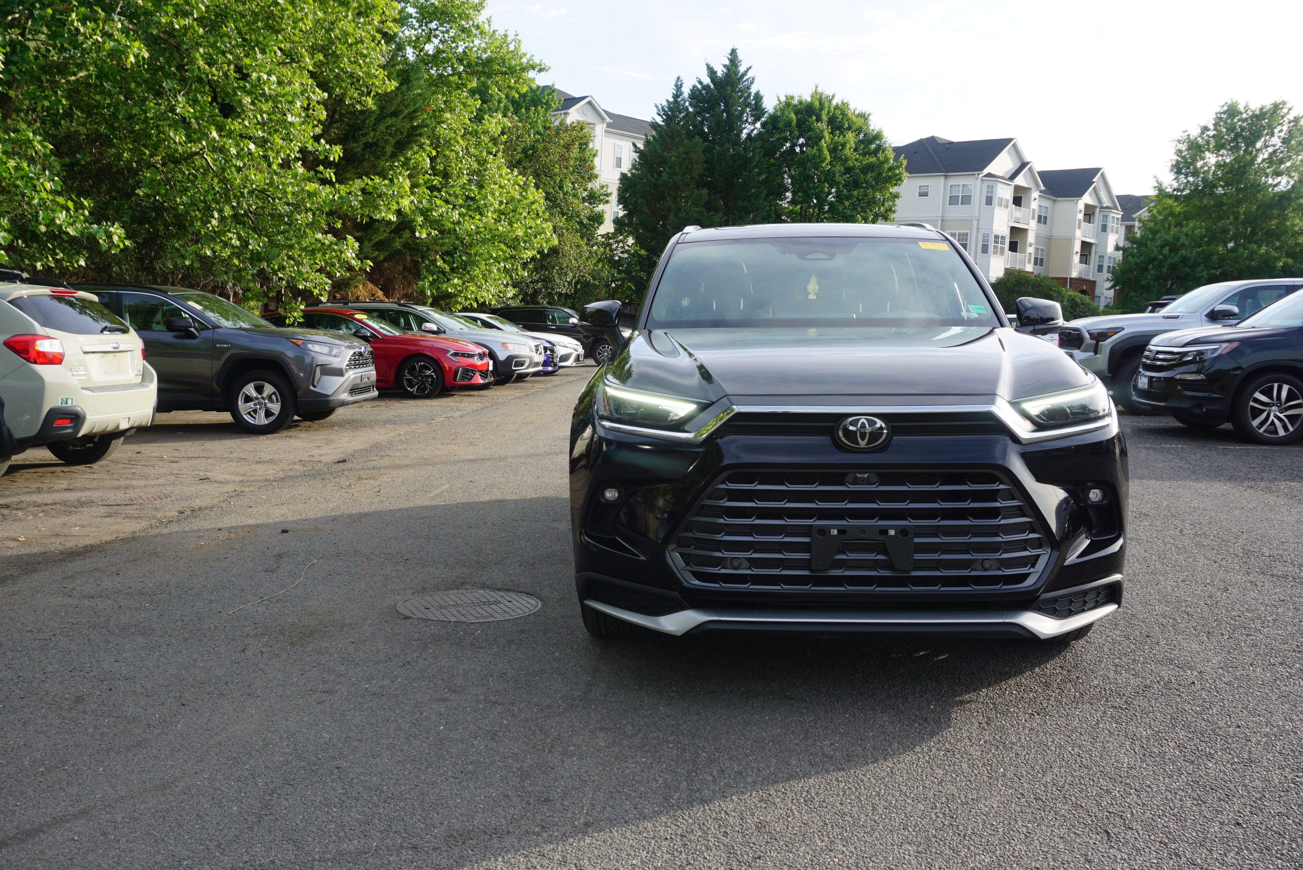 toyota grand highlander 2025 5TDADAB53SS020301 image